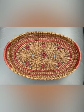 VTG Native American Handcrafted Pine Needle Basket w/Pinwheel Design